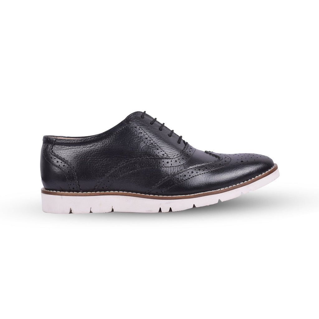 Sneakers : Black leather Sneakers with Memory foam footpad. Article : SN30-GBlack