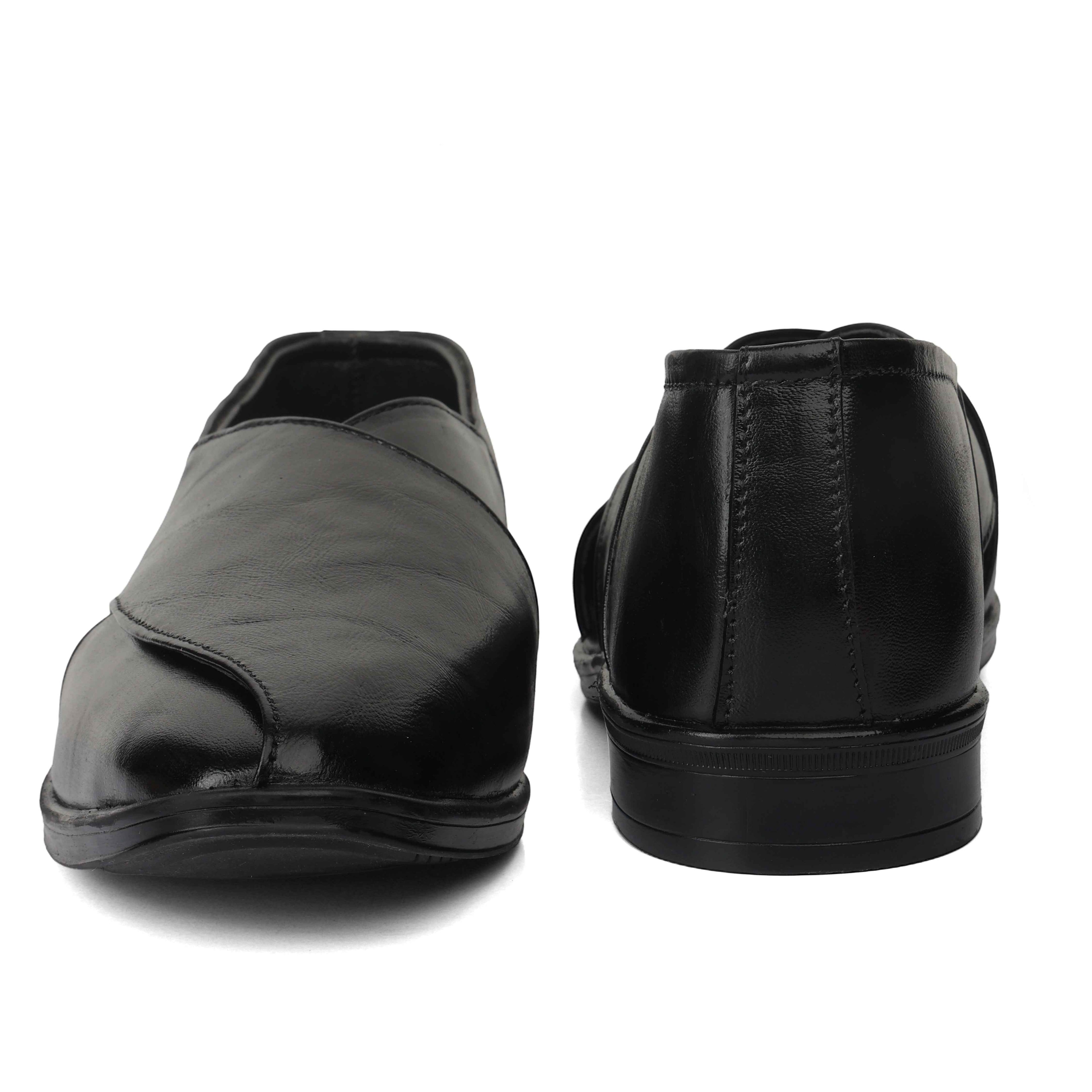 Peshawari : Black leather handmade Peshawari with Memory foam footpad. Article : P01_BlackTP