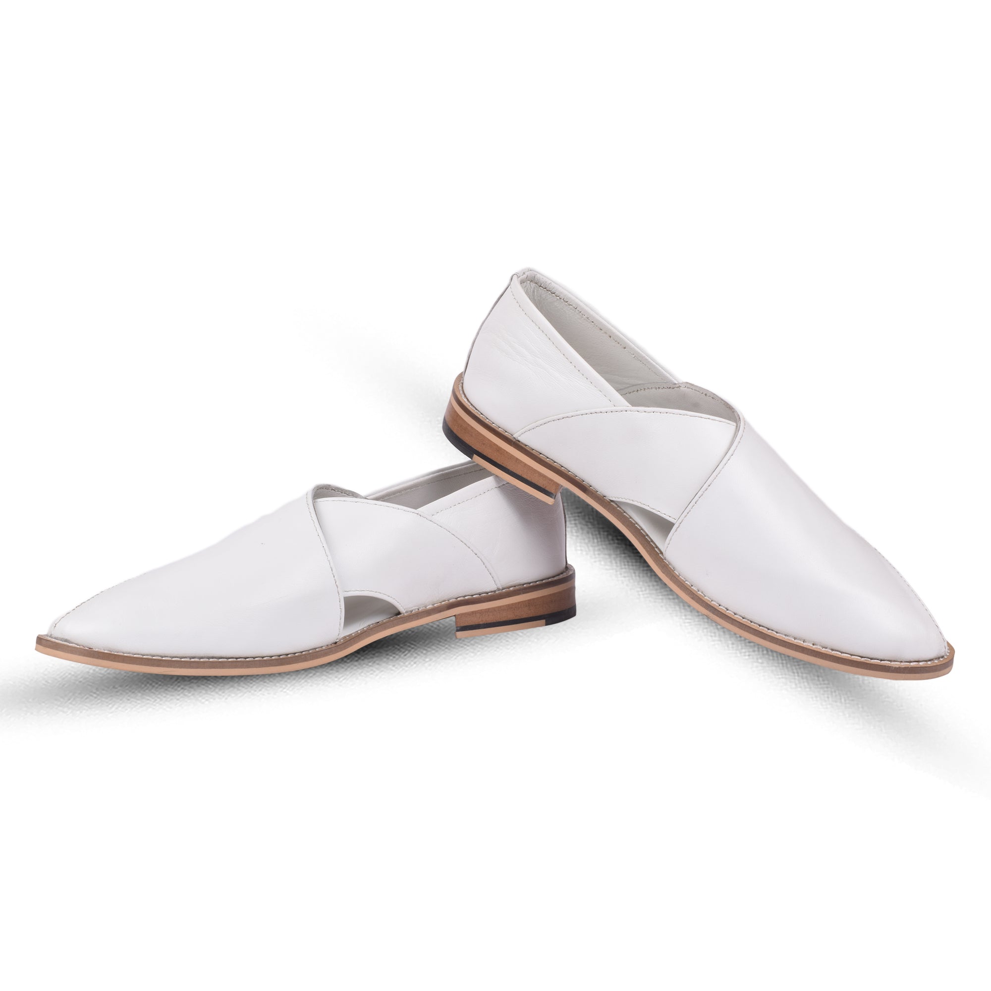 Peshawari : White leather handmade Peshawari with Memory foam footpad. Article : P01_White