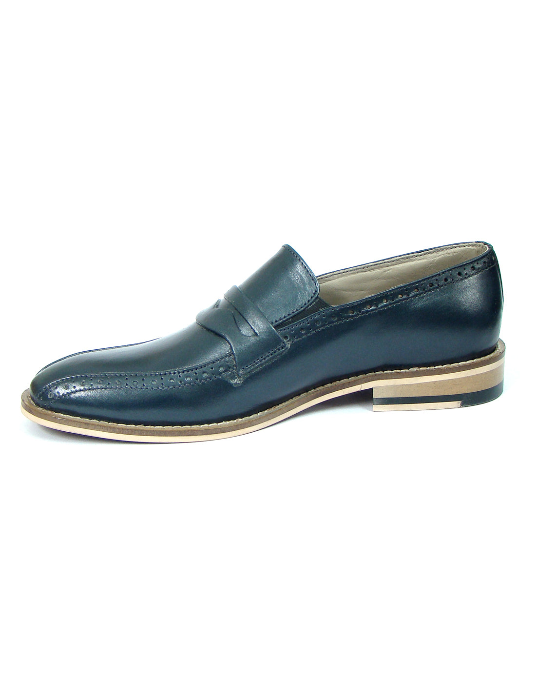 Penny loafers : Black leather Penny loafer with Memory foam footpad. Article : HU118