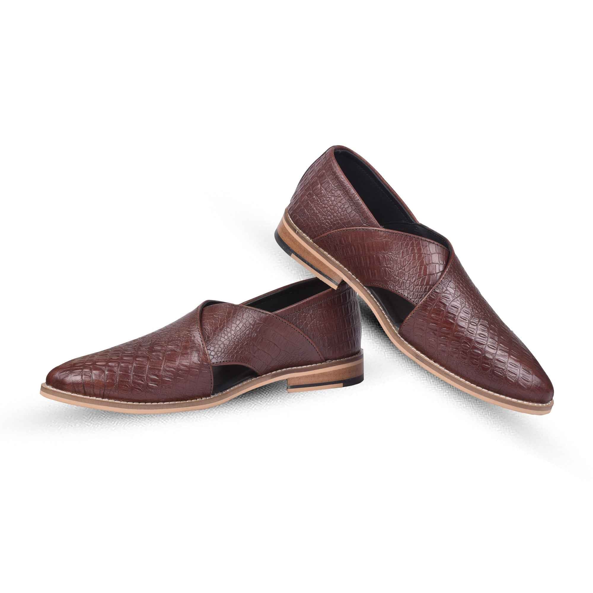 Peshawari : Croco Brown embossed leather handmade Peshawari with Memory foam footpad. Article : P01_Croco_Brown