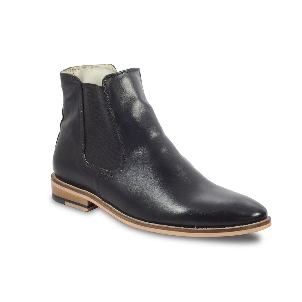 Chelsea Boots : Genuine Black  leather Chelsea Boots with Memory foam footpad. Article : Chelsea01
