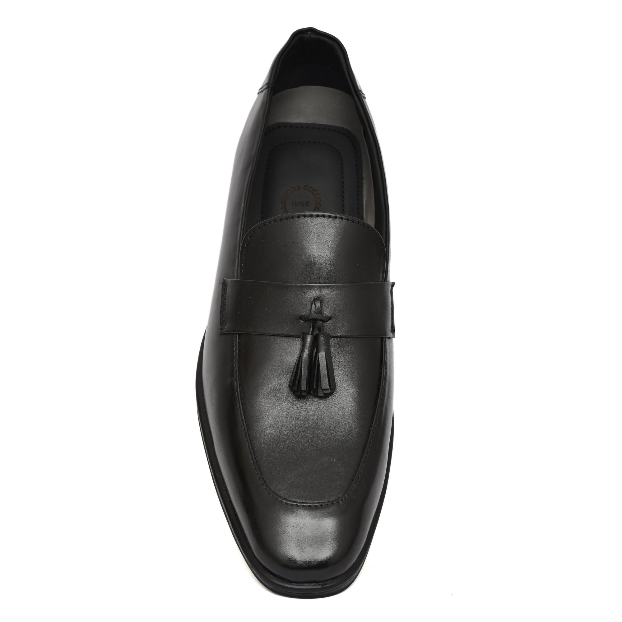Penny loafers :  Black leather Penny loafer with Tassel & Memory foam footpad. Article : Al107T-Black