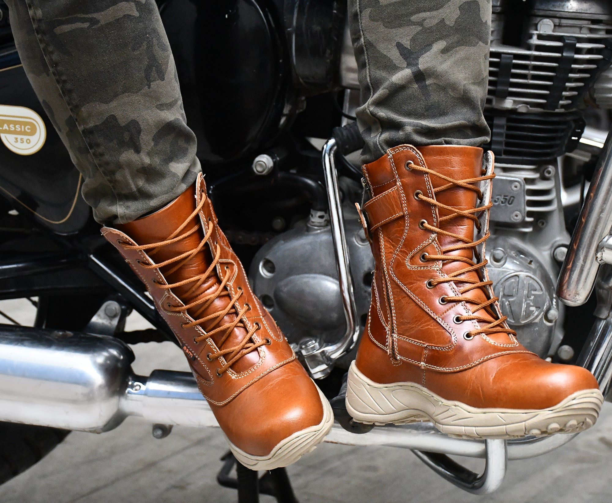 Biker Boots : Tan leather Rider boots for bikers with Steel toe.