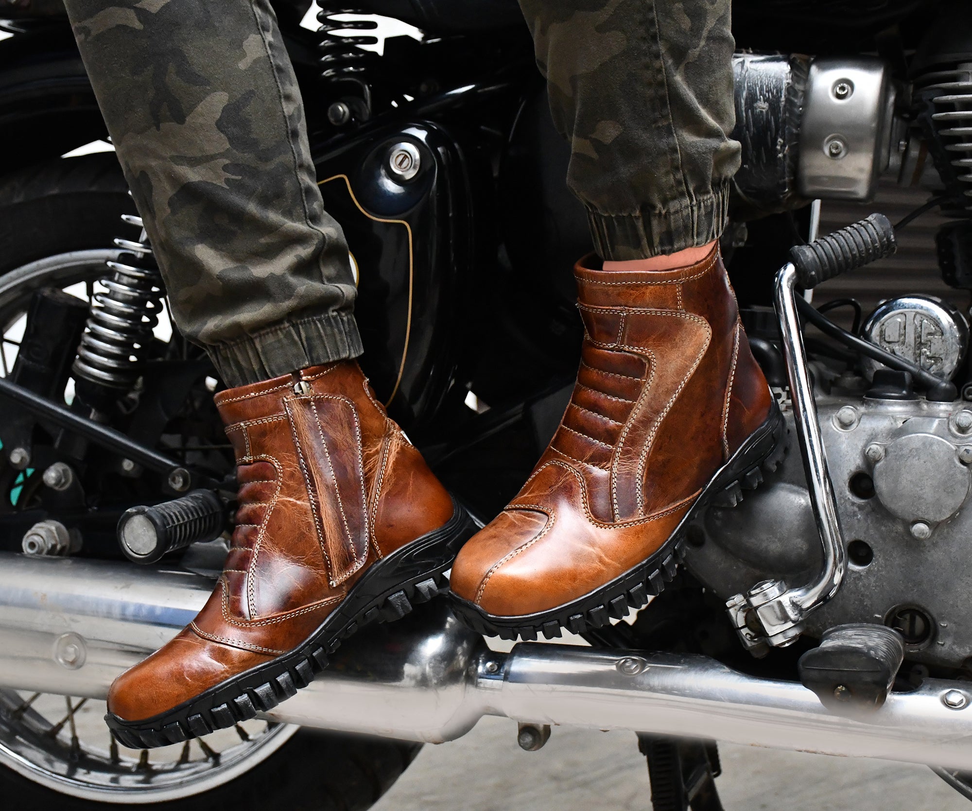 Biker Boots with Steel Toe: Brown Rugged Leather Rider Boots for Bikers