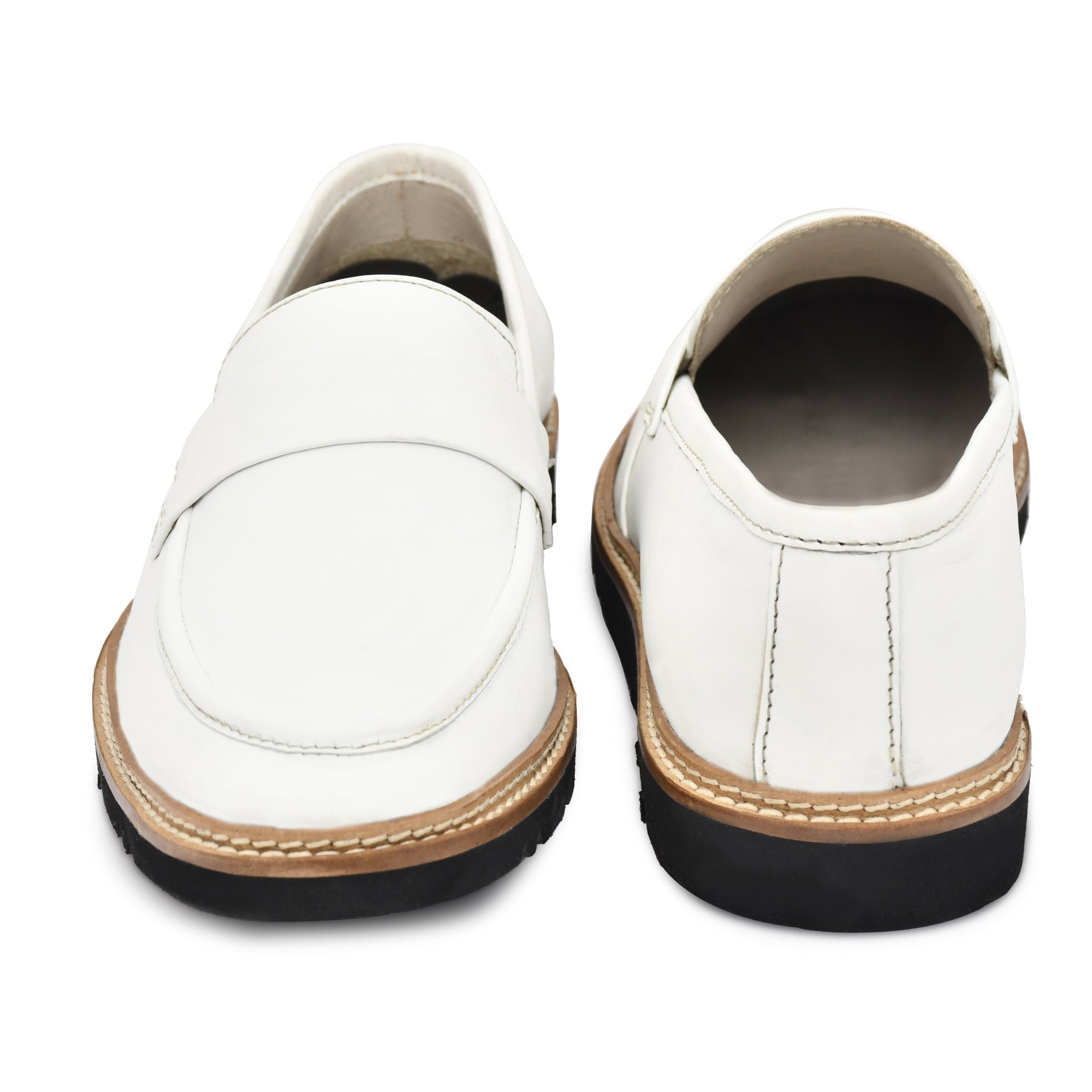 Penny loafers :  White leather Penny loafer Memory foam footpad. Article : 107PE-White