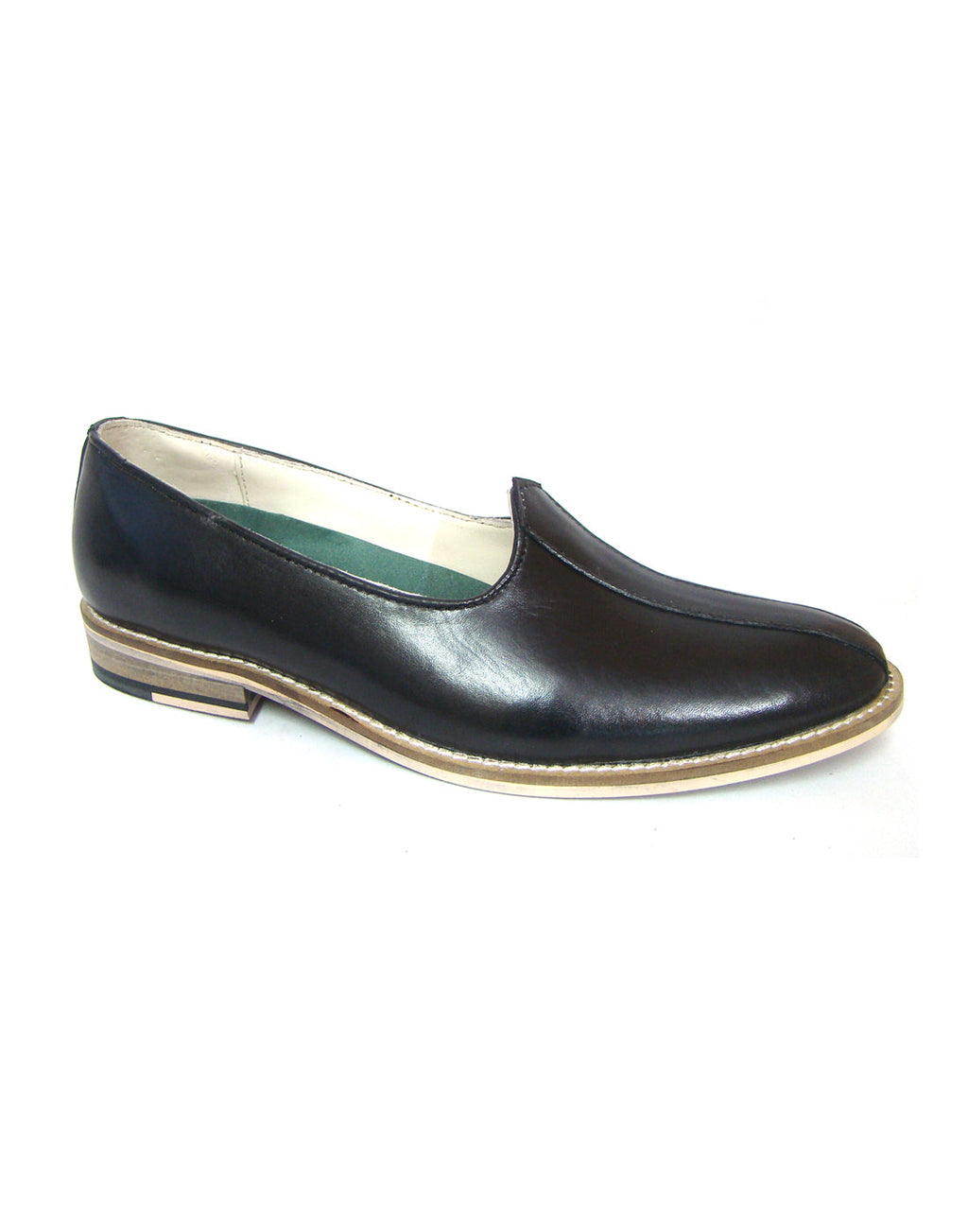 Nagras : Black leather handmade Nagras with Memory foam footpad. Article : N121