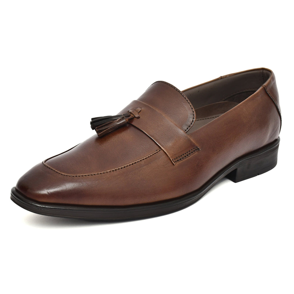 Penny loafers :  Brown leather Penny loafer with Tassel & Memory foam footpad. Article : Al107T-Brown