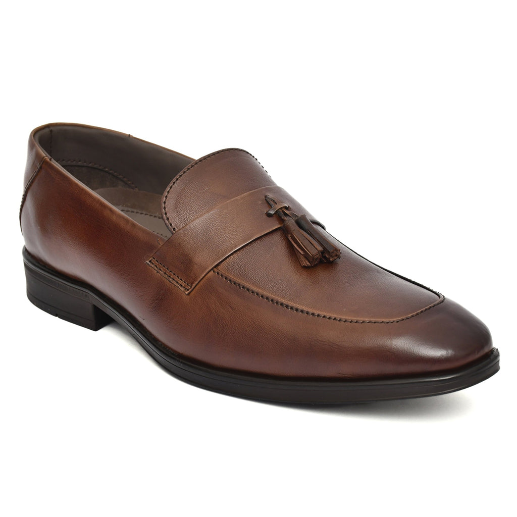 Penny loafers :  Brown leather Penny loafer with Tassel & Memory foam footpad. Article : Al107T-Brown