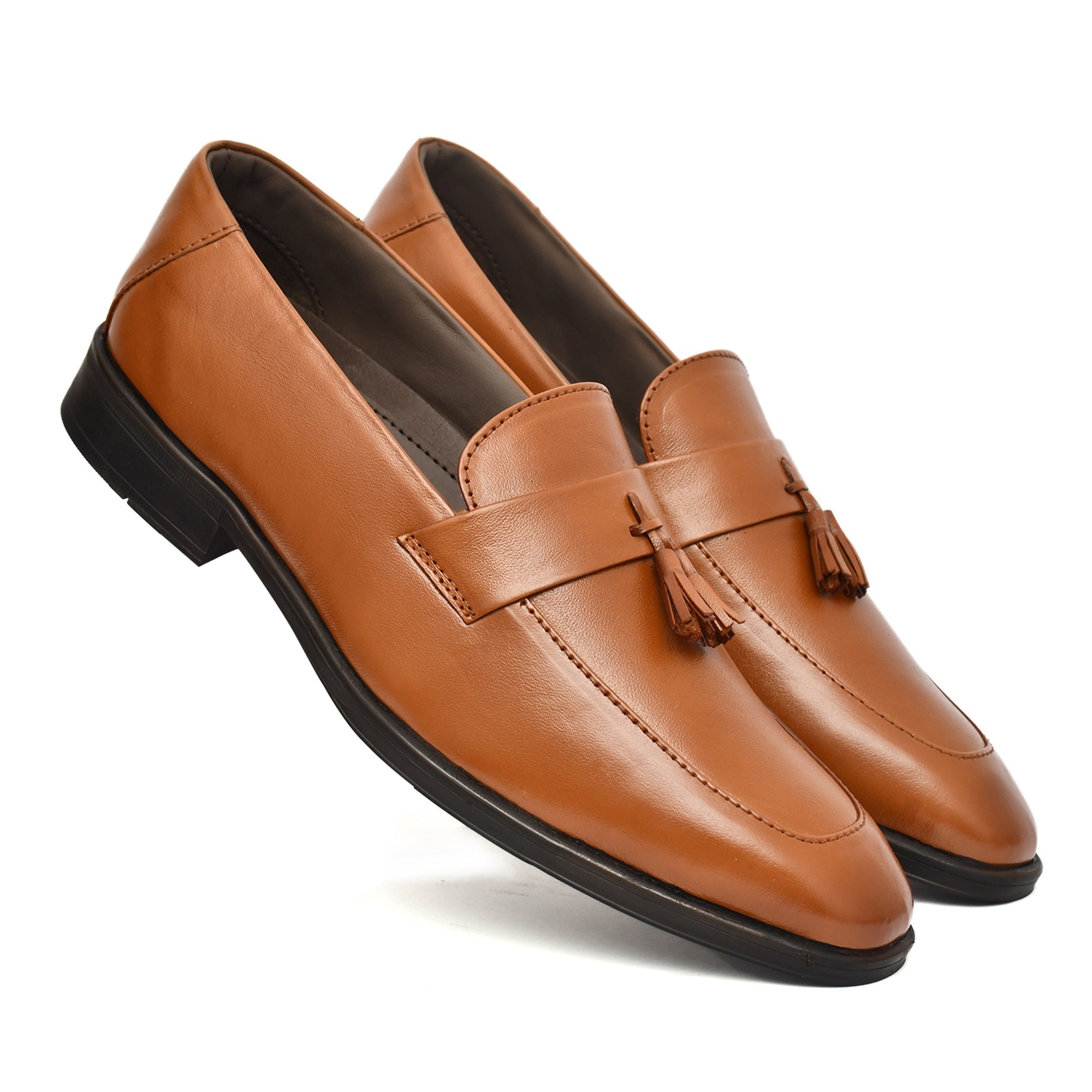 Penny loafers :  Tan leather Penny loafer with Tassel & Memory foam footpad. Article : Al107T-Tan