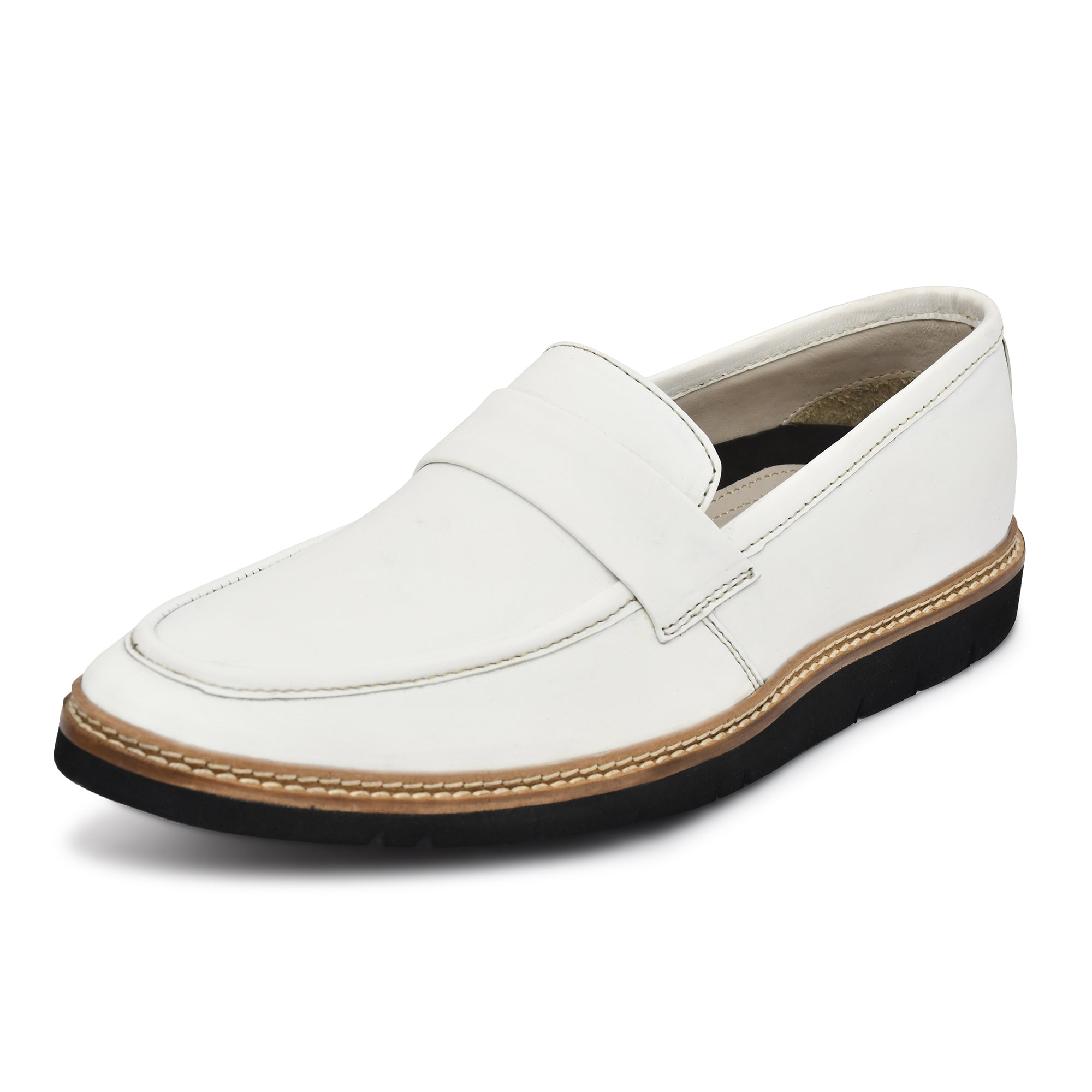 Penny loafers :  White leather Penny loafer Memory foam footpad. Article : 107PE-White