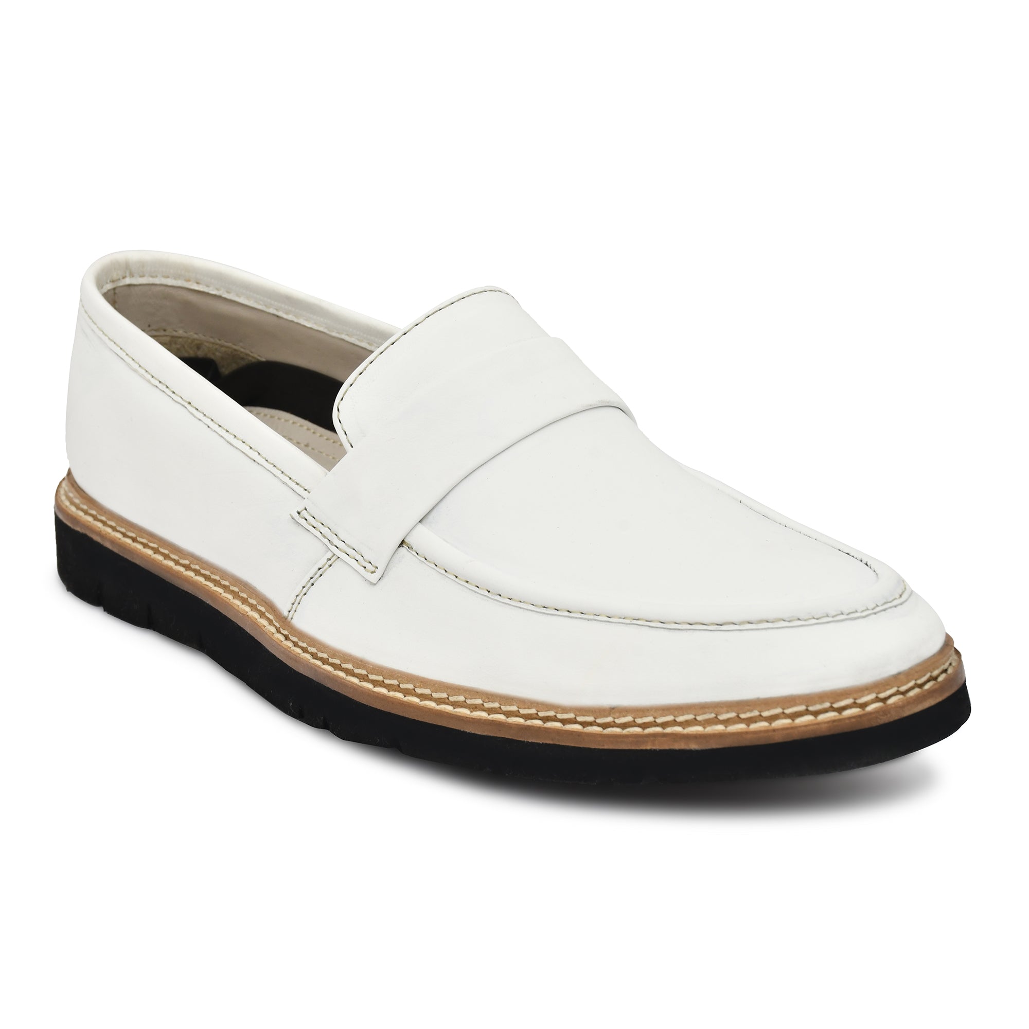 Penny loafers :  White leather Penny loafer Memory foam footpad. Article : 107PE-White