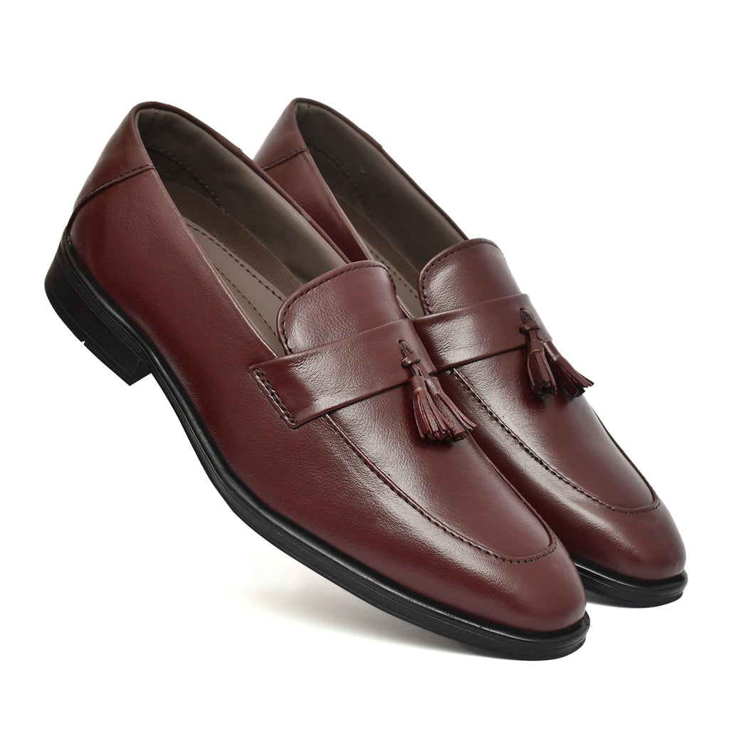 Penny loafers :  Wine leather Penny loafer with Tassel & Memory foam footpad. Article : Al107T-Wine