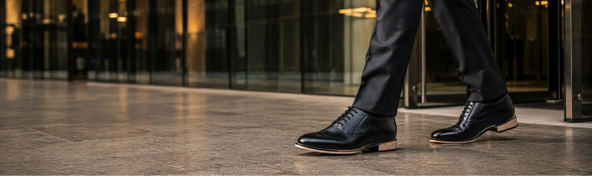 amisar banner brogue black wing side view