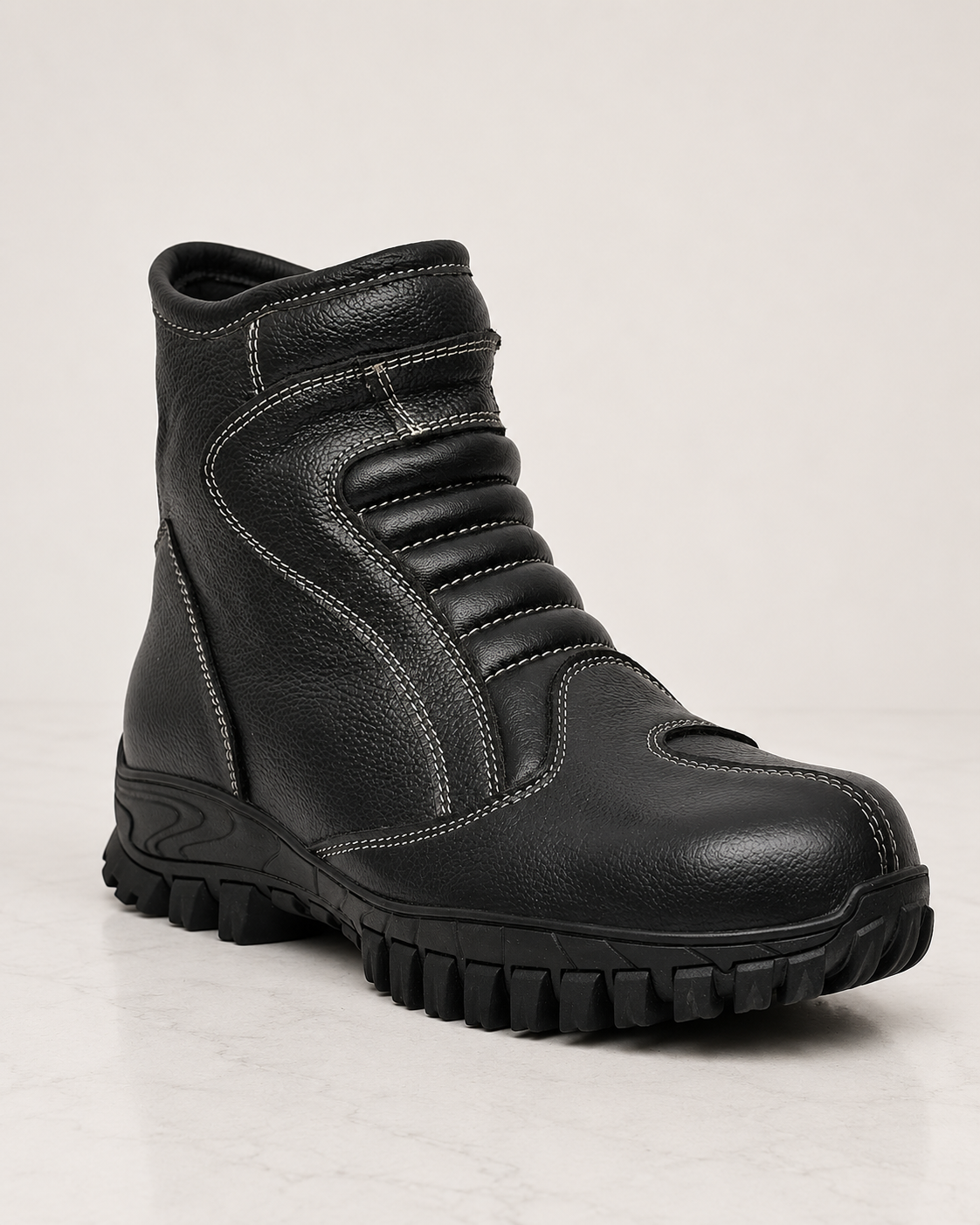 amisar black full grain leather insulation fur lining cemented snow boot side view