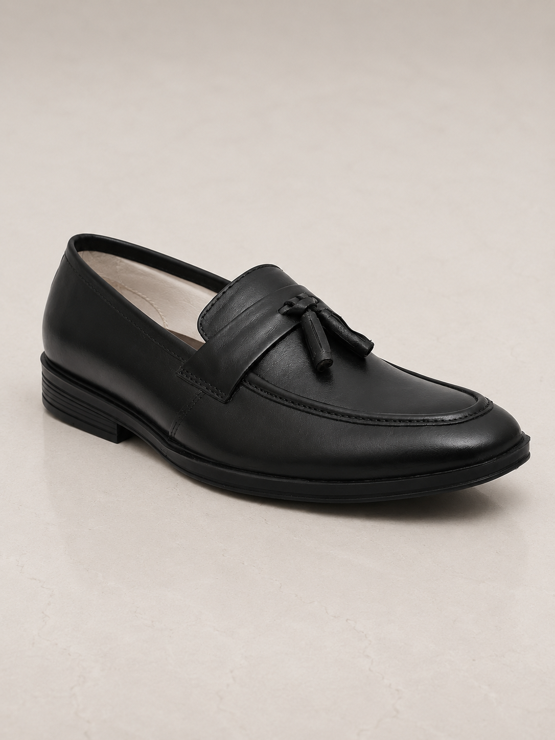 amisar Classic Tassel Penny Loafer Design Premium Black Leather Upper TPR Sole side view