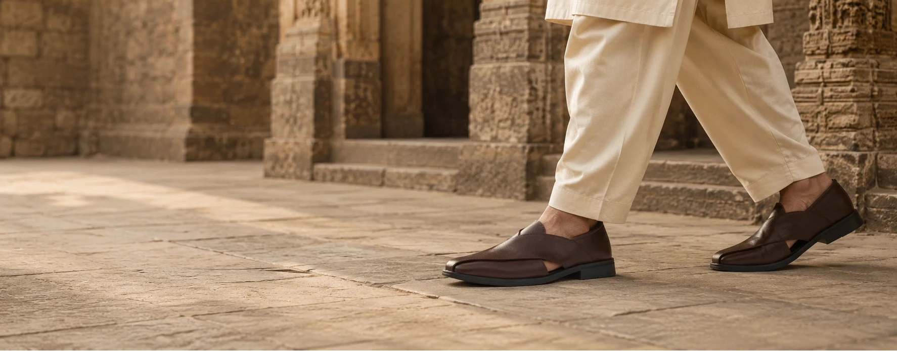 amisar banner peshawari brown leather side view